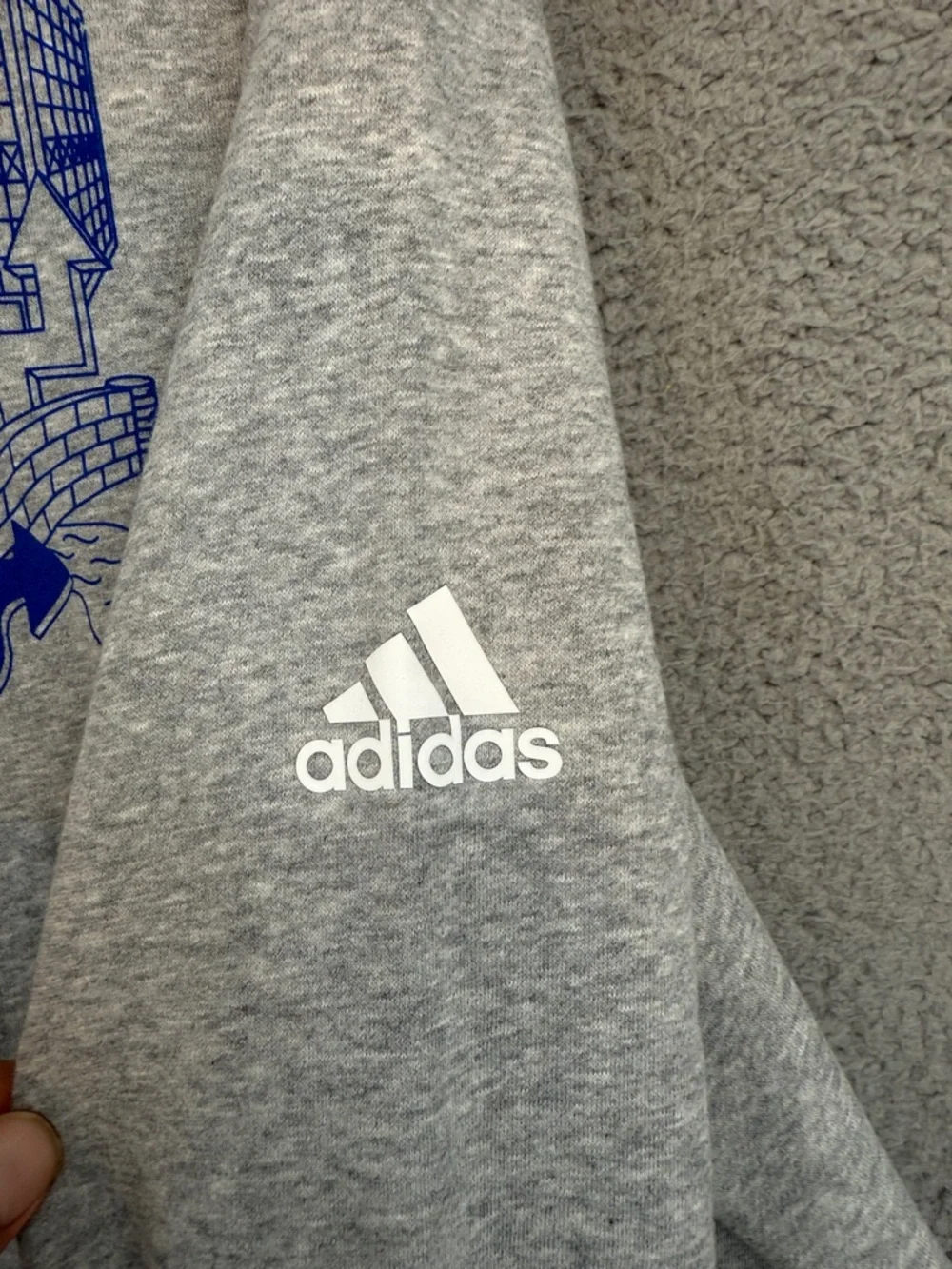 adidas Mens 2XL “Baird” logo crew neck long sleeve sweatshirt Gray Pullover Soft
